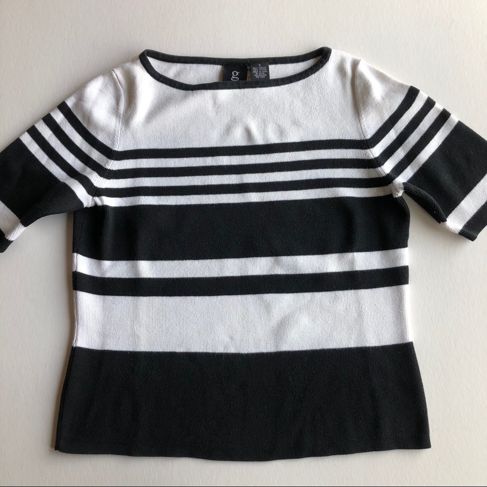 Black & White Striped Pullover Top G Knitwear